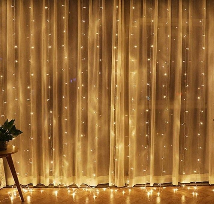 3500K روشنایی پرده LED سفید گرم برای دکوراسیون اتاق خواب 3x2.4m 240d USB Power Modes