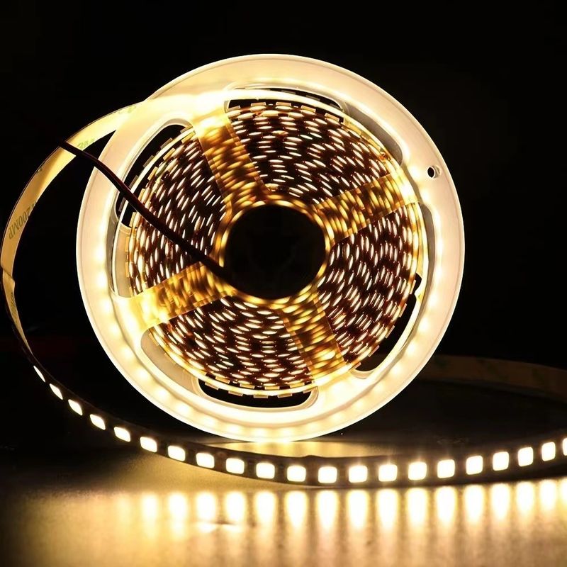 IP20 درجه بندی تزئین چشم انداز نورپردازی 5m 10m 12v 24v 220v Rgbw Cob Light Strip