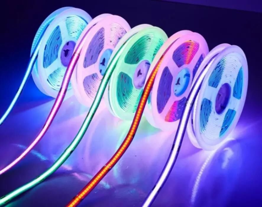 لامپ جریان نور lm 1000 24V 576leds / متر RGB COB LED نوار نور نرم مستقیم خوب