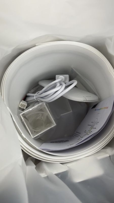 2- RGB IC روشنایی گوشه هوشمند کنترل از راه دور Tuya پشتیبانی گوگل الکسا چراغ LED گوشه برای اتاق نشیمن
