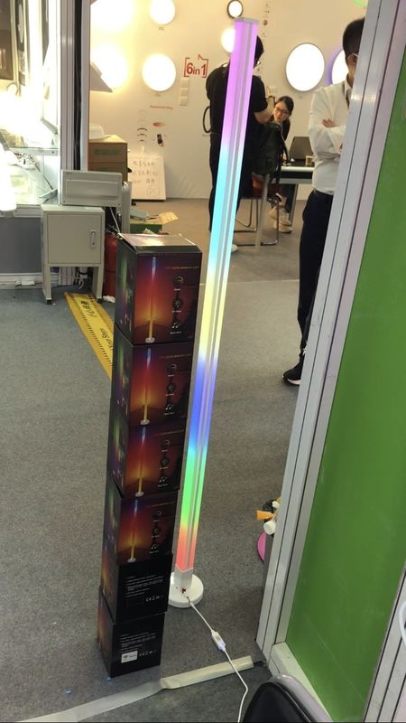 2- RGB IC روشنایی گوشه هوشمند کنترل از راه دور Tuya پشتیبانی گوگل الکسا چراغ LED گوشه برای اتاق نشیمن