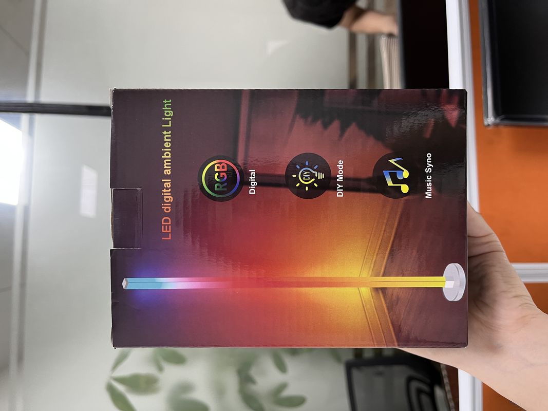 لامپ کف گوشه ای LED RGB خانه. هتل. روشنایی عملکرد تزئینی برای اتاق نشیمن مدرن