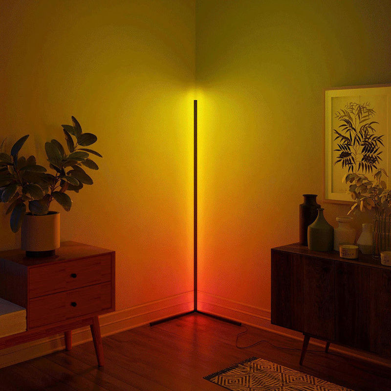 چراغ گوشه ای LED تغییر رنگ RGB برای روشنایی کف تزئینی 35 * 35 * 1500mm